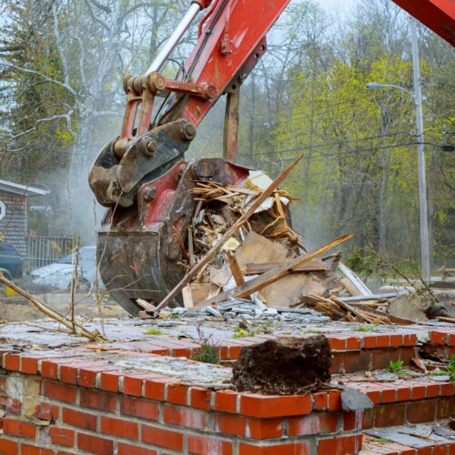 Planowanie wyburzeń: kluczowe kwestie bezpieczeństwa