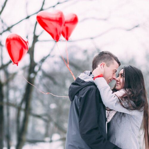 Domowy azyl dla dwojga. Jak stworzyć przestrzeń pełną bliskości nie tylko od święta?