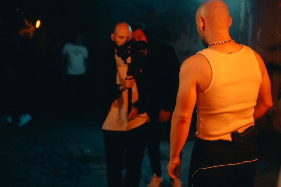 Profesjonalne filmy promocyjne – dlaczego warto inwestować w wideo marketing?